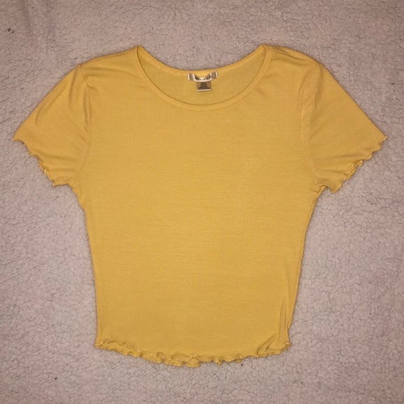 Brandy Melville Tops - ribbed yellow top 💛